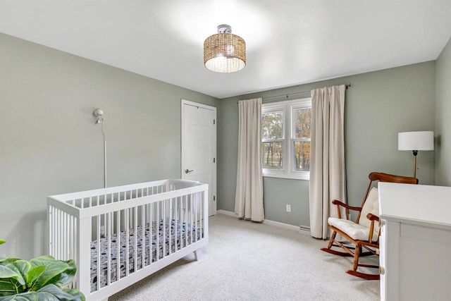 2624 EAST RIVER DRIVE, Green Bay, WI 54301