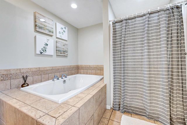 2624 EAST RIVER DRIVE, Green Bay, WI 54301