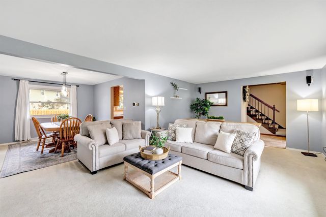 2624 EAST RIVER DRIVE, Green Bay, WI 54301