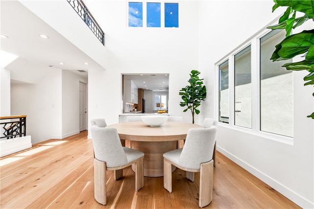 541 4th, Manhattan Beach, CA 90266