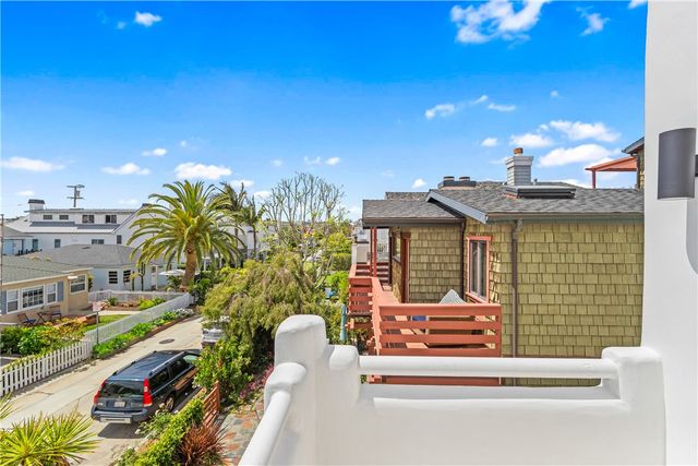 541 4th, Manhattan Beach, CA 90266