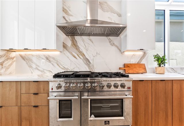 541 4th, Manhattan Beach, CA 90266