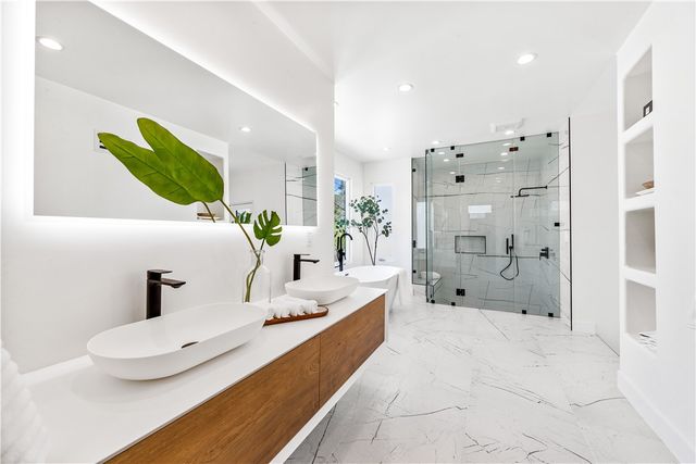 541 4th, Manhattan Beach, CA 90266