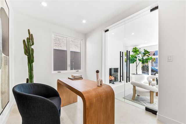 541 4th, Manhattan Beach, CA 90266