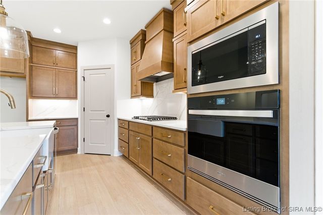 707 Lillian Way, Jeffersonville, IN 47130