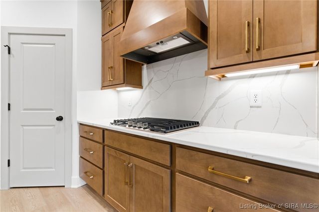 707 Lillian Way, Jeffersonville, IN 47130