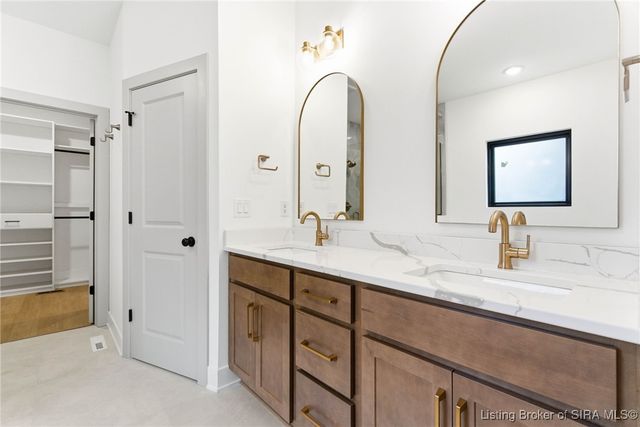 707 Lillian Way, Jeffersonville, IN 47130