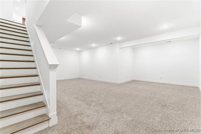 707 Lillian Way, Jeffersonville, IN 47130