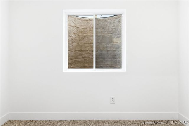 707 Lillian Way, Jeffersonville, IN 47130