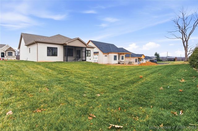 707 Lillian Way, Jeffersonville, IN 47130