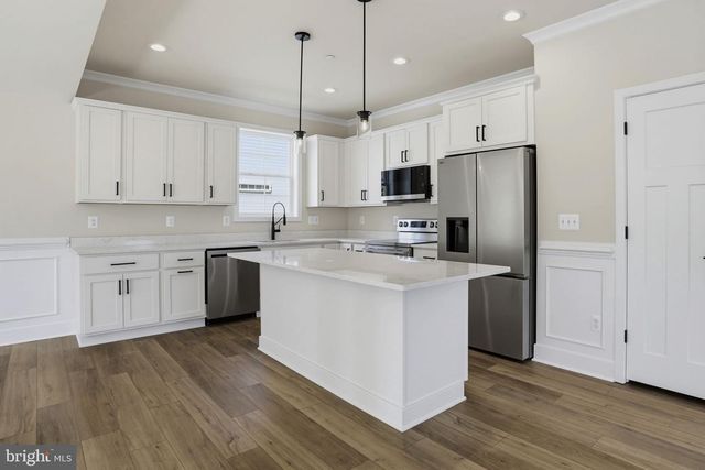 3646 OTIS AVE, Edgewater, MD 21037