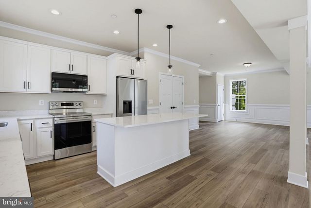 3646 OTIS AVE, Edgewater, MD 21037