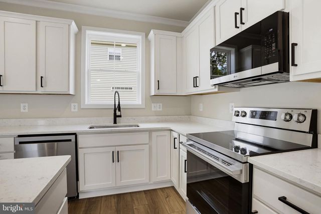 3646 OTIS AVE, Edgewater, MD 21037