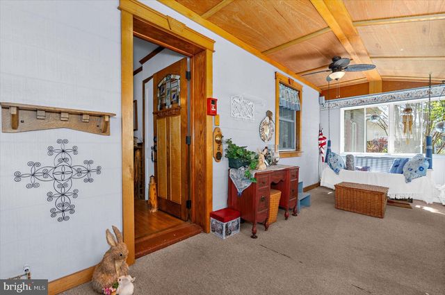 7007 DOVER AVE, North Beach, MD 20714