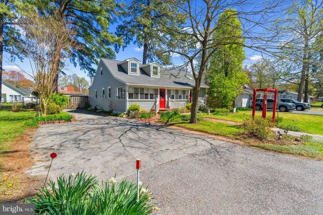 7007 DOVER AVE, North Beach, MD 20714