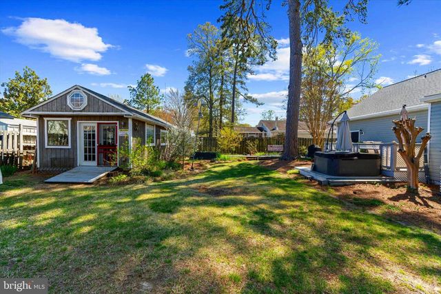 7007 DOVER AVE, North Beach, MD 20714
