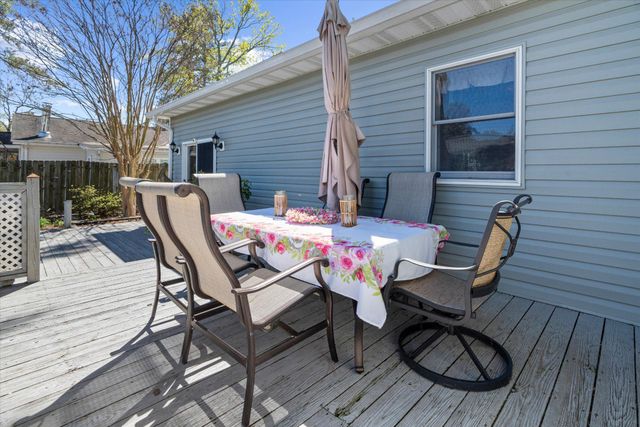 7007 DOVER AVE, North Beach, MD 20714