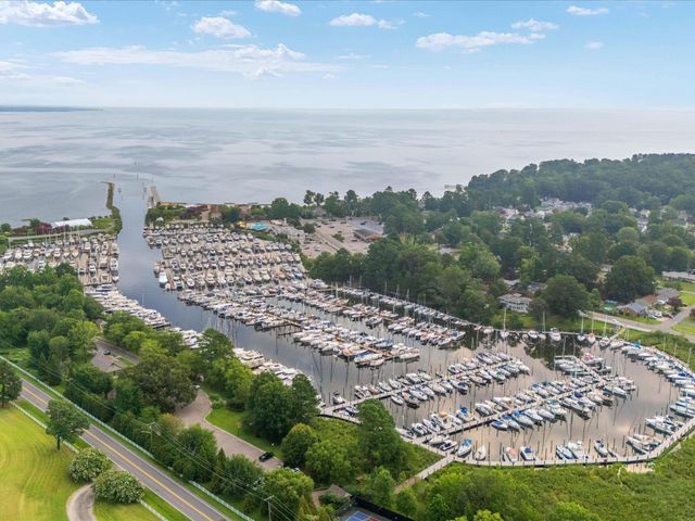 7007 DOVER AVE, North Beach, MD 20714