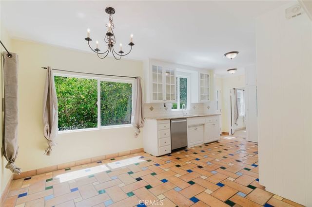 11036 Fruitland, Studio City, CA 91604