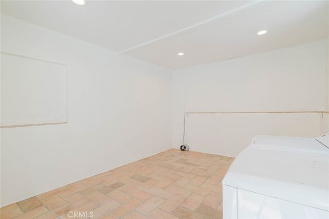 11036 Fruitland, Studio City, CA 91604