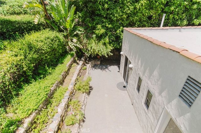 11036 Fruitland, Studio City, CA 91604