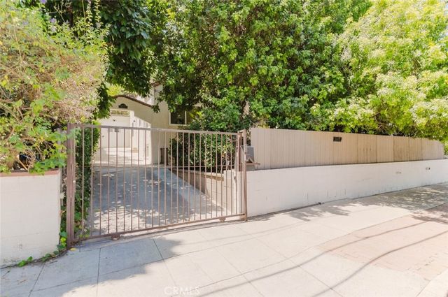 11036 Fruitland, Studio City, CA 91604