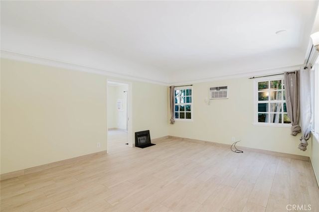 11036 Fruitland, Studio City, CA 91604