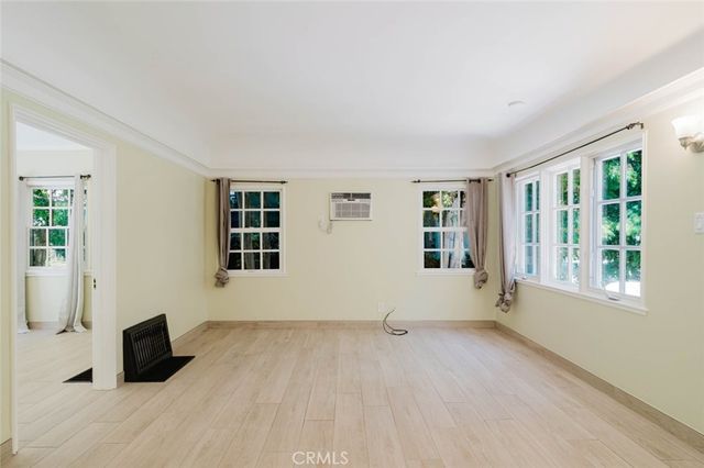 11036 Fruitland, Studio City, CA 91604