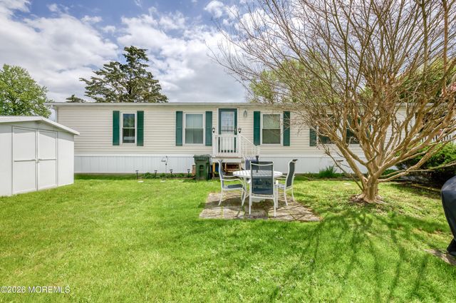 25 Village Road, Morganville, NJ 07751