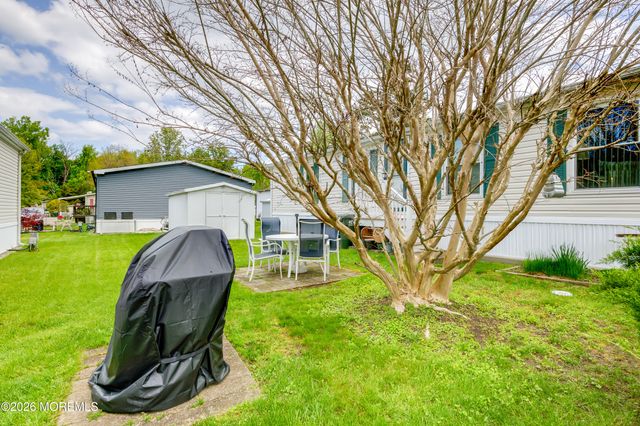25 Village Road, Morganville, NJ 07751