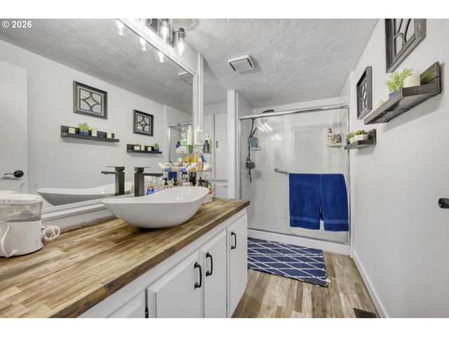 15146 Se 122ND Ave, Clackamas, OR 97015