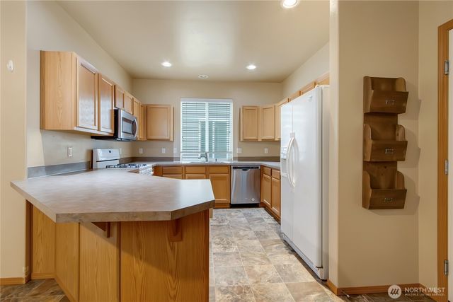 1625 181st Street E, Spanaway, WA 98387