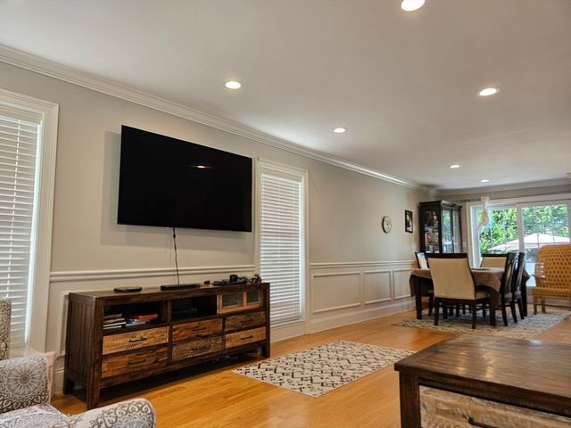 11 Arnold St 11, Arlington, MA 02476