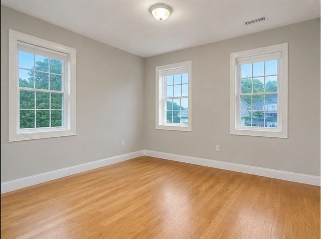 11 Arnold St 11, Arlington, MA 02476