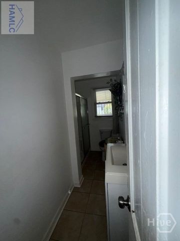 1821 Holly Avenue, Savannah, GA 31404