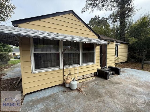 1821 Holly Avenue, Savannah, GA 31404