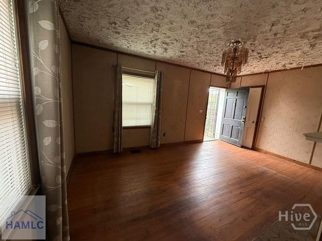 1821 Holly Avenue, Savannah, GA 31404