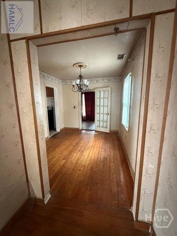 1821 Holly Avenue, Savannah, GA 31404