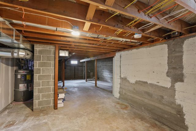 13716 E Broadway Ave, Spokane, WA 99216