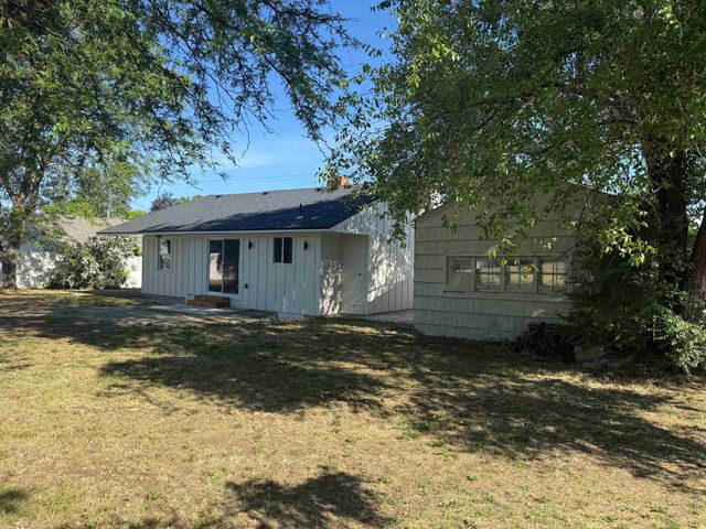 13716 E Broadway Ave, Spokane, WA 99216