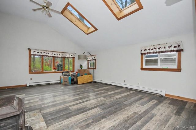 9 Wildwood Drive, Greenwood Lake, NY 10925
