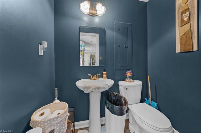 925 Tamworth Road, Asheboro, NC 27203