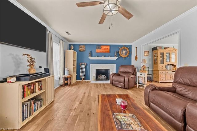 925 Tamworth Road, Asheboro, NC 27203