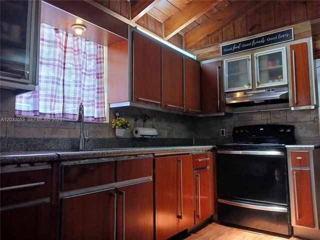 2635 SW 34th Court, Miami, FL 33133