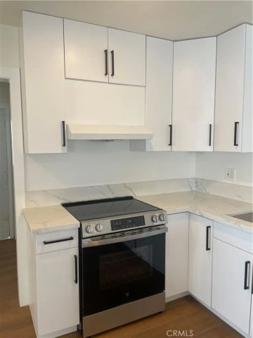 2217 Voorhees Avenue, Redondo Beach, CA 90278
