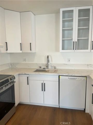 2217 Voorhees Avenue, Redondo Beach, CA 90278