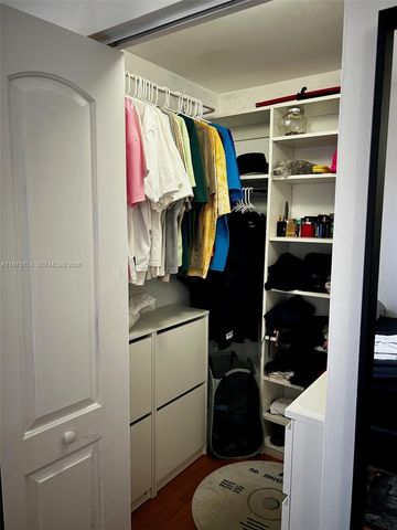 1111 Sorrento Dr 1111, Weston, FL 33326