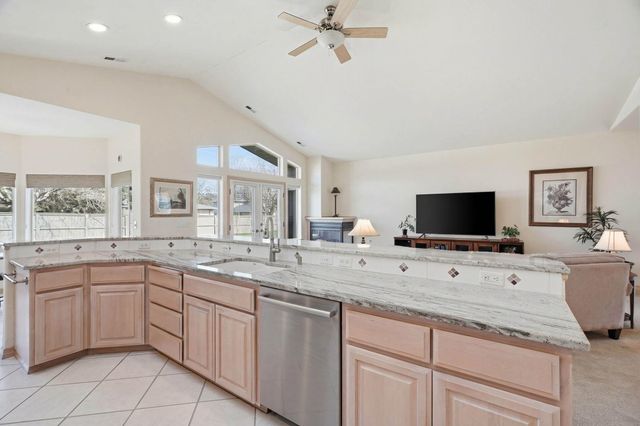 4913 S Woodfield Ln, Spokane, WA 99223