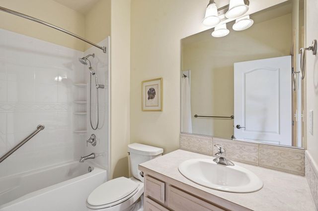 4913 S Woodfield Ln, Spokane, WA 99223