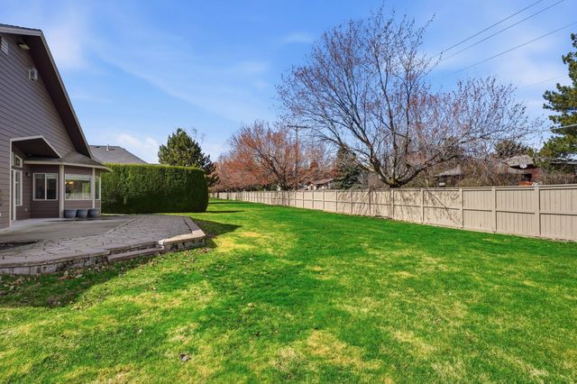 4913 S Woodfield Ln, Spokane, WA 99223